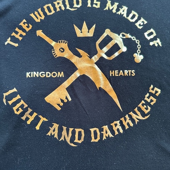 Disney Kingdom Hearts Black Gold Foil Design T-Shirt Size M - Picture 2 of 5